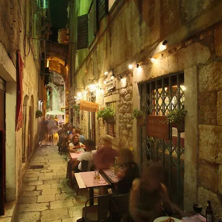 Luxury Bajamonti בית הארחה