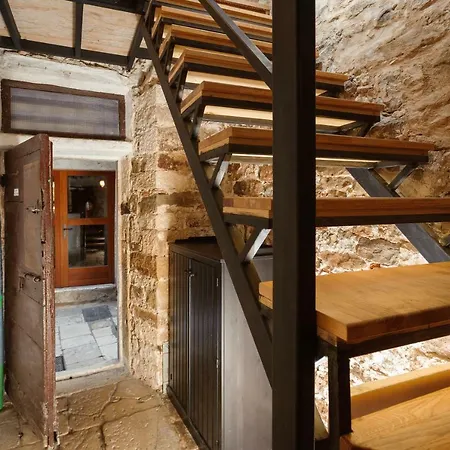 בית הארחה Luxury Bajamonti 4*